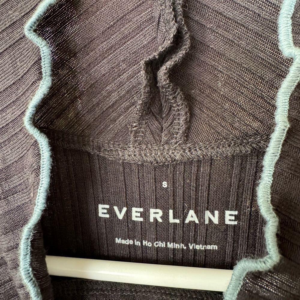 Everlane Ribbed & Ruffled Semi Turtleneck - Picture 3 of 5